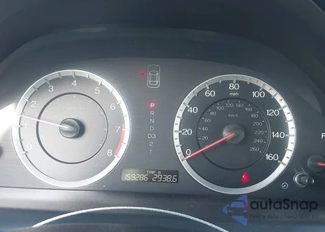 2011 Honda Accord 2.4 Se z USA, uszkodzony, nr VIN 1HGCP2F63BA031919